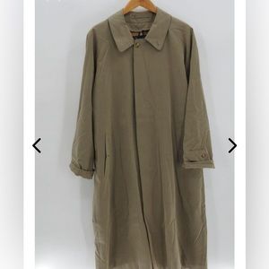 BURBERRY Women's Beige Trench Coat